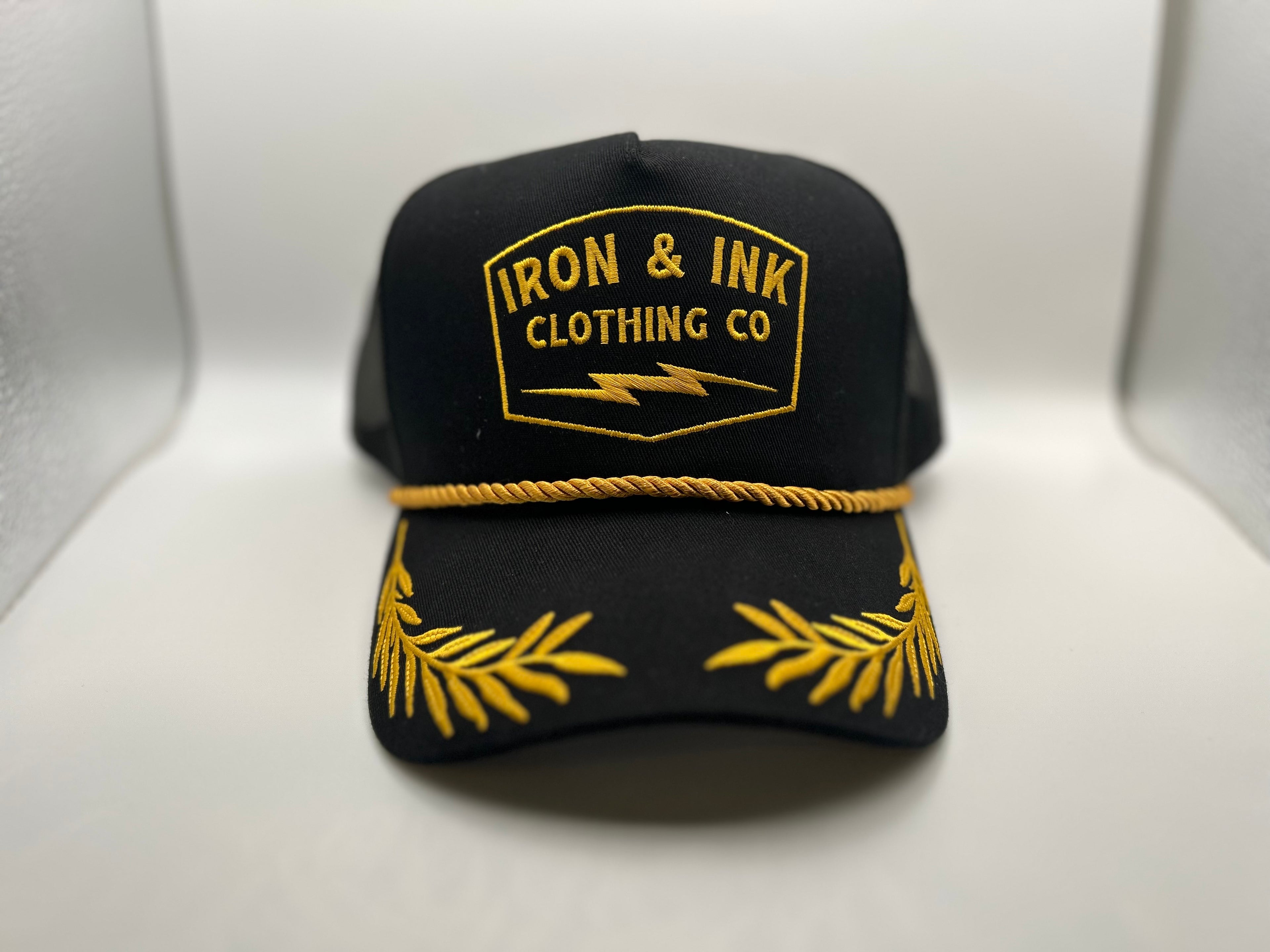 New custom "Captains" SnapBack hat- black