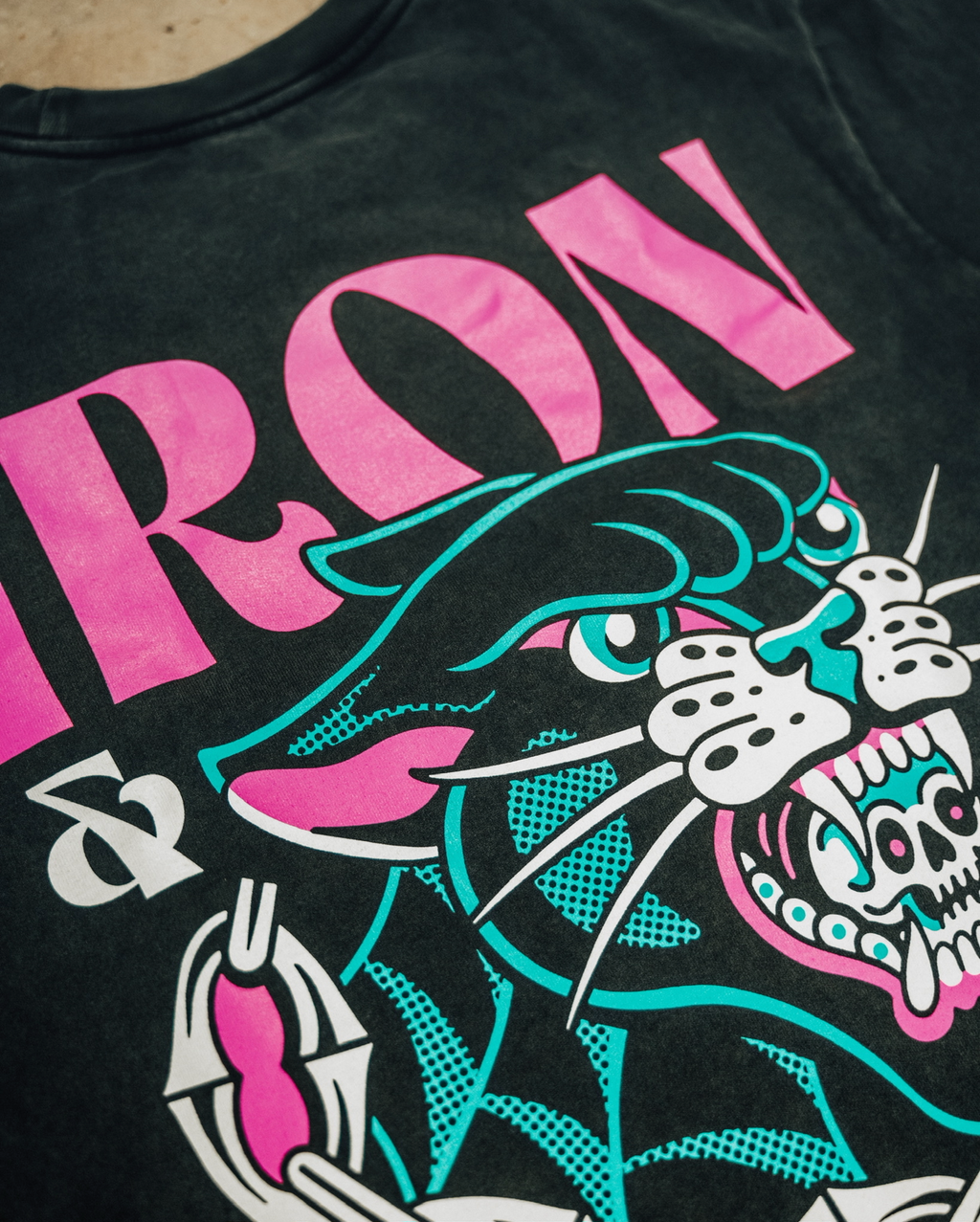 (Early access) Panther "Miami Vice" edition-oversized shirt faded black